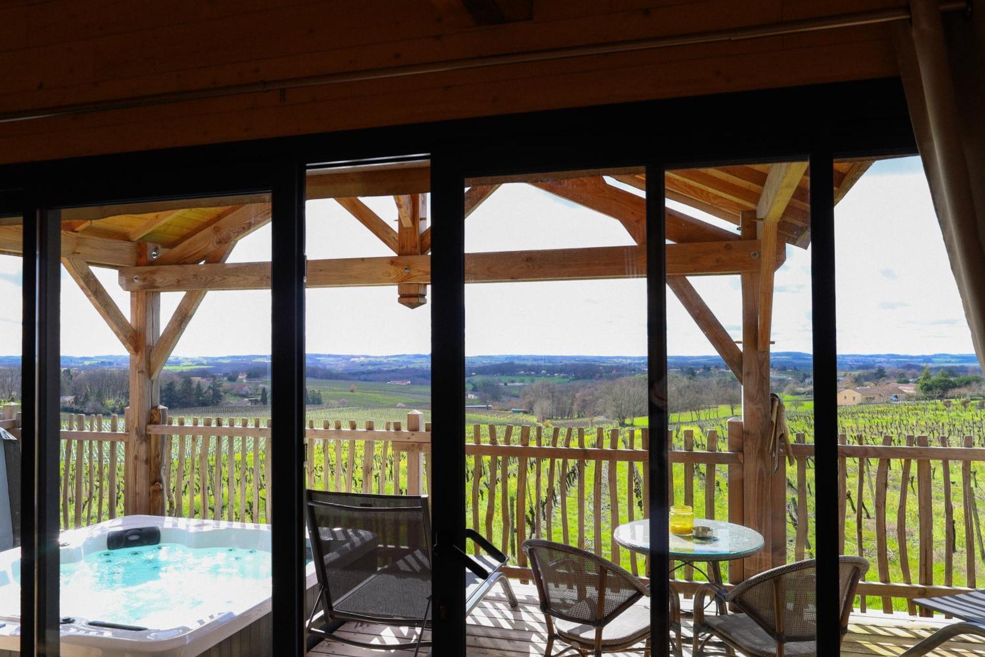 베르주라크 Le Domaine De La Tour Des Vents B&B 외부 사진